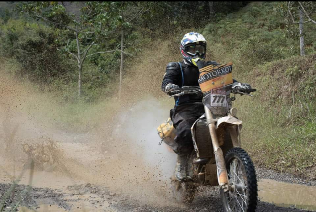 ¿CÓMO SE PREPARA una MOTO antes de una COMPETENCIA? MotorKote Colombia